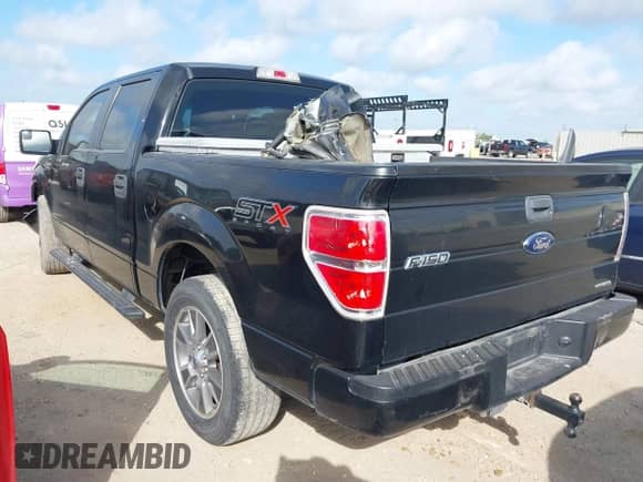 2014 Ford F-150 XL z VIN 1FTEW1CM2EFC12721, wystawiony jako IAAI lot #39868316 z przebiegiem 272 351 mil mil oraz . Historia ofert i sprzedaży dostępna na DreamBid. Obrazek 3.