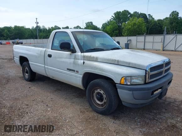 2000 Dodge 1500 Work Special with VIN 1B7HC16X2YS637928, listed as a IAAI auction lot 42557987 with 118,596 mi miles and . Bid and sale history available at DreamBid. Image 1.