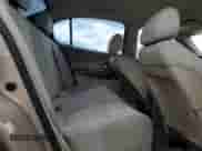 2004 Chevrolet Malibu z VIN 1G1ZS52F14F227323, wystawiony jako Copart lot #71439304 z przebiegiem 112 539 mil mil oraz Szkoda całkowita • Salvage title. Historia ofert i sprzedaży dostępna na DreamBid. Obrazek 10.