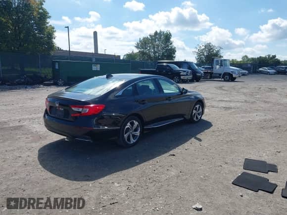 2020 Honda Accord EX-L z VIN 1HGCV1F5XLA017363, wystawiony jako IAAI lot #43313566 z przebiegiem 20 960 mil mil oraz . Historia ofert i sprzedaży dostępna na DreamBid. Obrazek 4.
