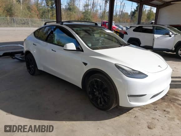2021 Tesla Model Y Long Range with VIN 5YJYGDEE6MF138868, listed as a IAAI auction lot 43401839 with 134,786 mi miles and . Bid and sale history available at DreamBid. Image 1.