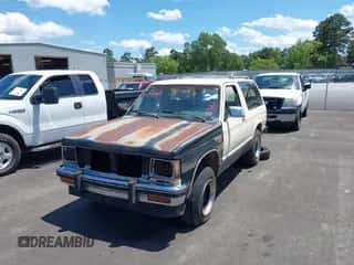 1989 Chevrolet Blazer с VIN 1GNCS18Z7K8189161, выставлен на аукционе IAAI как лот 42336621 с пробегом 23 187 миль миль и . История ставок и продаж доступна на DreamBid. Изображение 2.