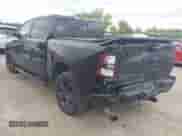 2020 Ram 1500 Big Horn z VIN 1C6SRFFT5LN397464, wystawiony jako IAAI lot #42761267 z przebiegiem 48 465 mil mil oraz . Historia ofert i sprzedaży dostępna na DreamBid. Obrazek 3.