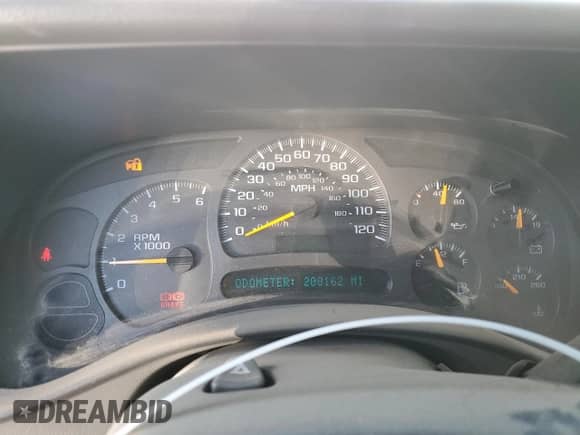 2003 Chevrolet Tahoe LS with VIN 1GNEK13V73J261578, listed as a Copart auction lot 37053774 with 208,162 mi miles and Salvage title. Bid and sale history available at DreamBid. Image 9.