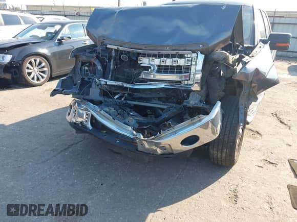2013 Ford F-150 XL with VIN 1FTFW1CF8DKF41368, listed as a IAAI auction lot 43346570 with 240,666 mi miles and . Bid and sale history available at DreamBid. Image 6.
