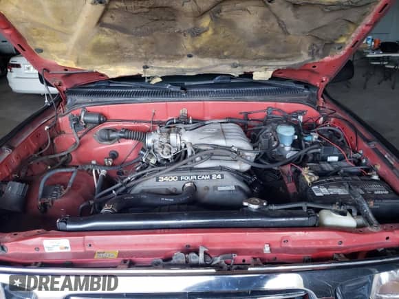 1997 Toyota Tacoma z VIN 4TAWN72N8VZ275224, wystawiony jako Copart lot #53267355 z przebiegiem 258 016 mil mil oraz Szkoda całkowita • Salvage title. Historia ofert i sprzedaży dostępna na DreamBid. Obrazek 11.