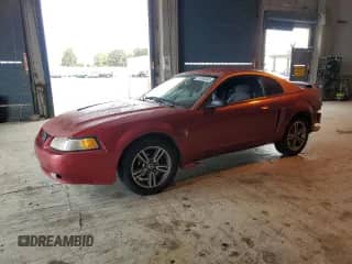 2003 Ford Mustang Standard с VIN 1FAFP40413F365049, выставлен на аукционе Copart как лот 71230035 с пробегом 160 810 миль миль и Списание • Salvage title. История ставок и продаж доступна на DreamBid. Изображение 1.