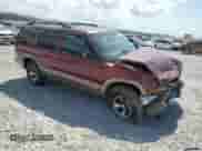 2000 Chevrolet Blazer LT with VIN 1GNCS13WXY2359604, listed as a Copart auction lot 51318755 with 190,803 mi miles and Clean title. Bid and sale history available at DreamBid. Image 4.