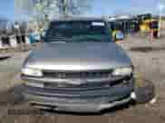 2001 Chevrolet Silverado 2500 с VIN 1GCGK29U51Z185752, выставлен на аукционе Copart как лот 51232125 с пробегом 205 401 миль миль и Списание • Salvage title. История ставок и продаж доступна на DreamBid. Изображение 5.