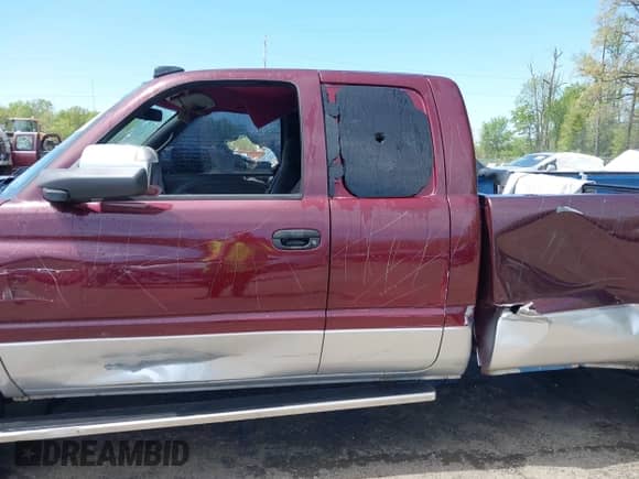 2002 Dodge 2500 with VIN 3B7KF23C92M244271, listed as a IAAI auction lot 42104621 with 179,986 mi miles and . Bid and sale history available at DreamBid. Image 14.