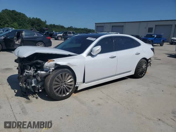 2014 Hyundai Equus Ultimate with VIN KMHGH4JH1EU086952, listed as a Copart auction lot 63856095 with 207,806 mi miles and Salvage title. Bid and sale history available at DreamBid. Image 1.