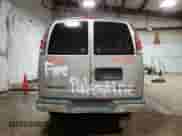 2001 Chevrolet Express с VIN 1GAHG39R611205912, выставлен на аукционе Copart как лот 49176265 с пробегом 375 645 миль миль и Списание • Salvage title. История ставок и продаж доступна на DreamBid. Изображение 6.