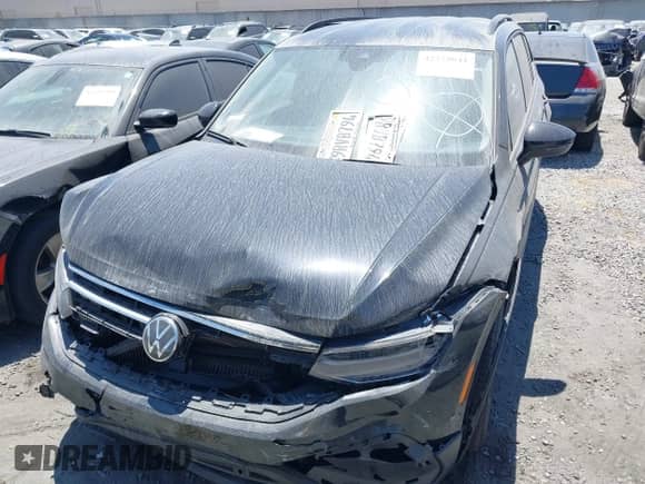 2024 Volkswagen Tiguan S с VIN 3VVRB7AX7RM206806, выставлен на аукционе IAAI как лот 42229041 с пробегом 4 794 миль миль и . История ставок и продаж доступна на DreamBid. Изображение 12.