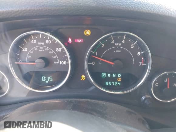 2014 Jeep Wrangler Sport с VIN 1C4AJWAGXEL253445, выставлен на аукционе IAAI как лот 43510045 с пробегом 85 724 миль миль и . История ставок и продаж доступна на DreamBid. Изображение 7.