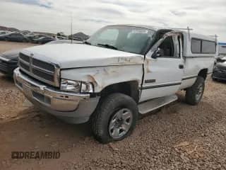 1997 Dodge RAM with VIN 1B7KF26D5VJ621751, listed as a Copart auction lot 47556625 with 231,021 mi miles and Salvage title. Bid and sale history available at DreamBid. Image 1.