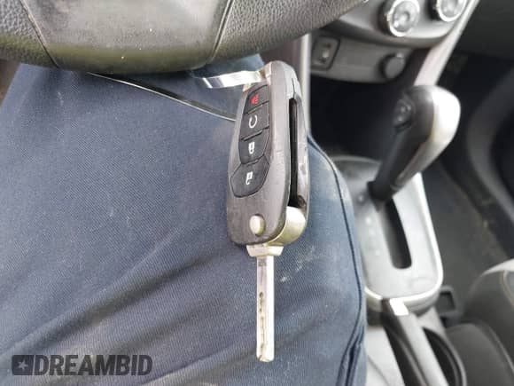 2021 Chevrolet Trax LT с VIN KL7CJPSB5MB345937, выставлен на аукционе IAAI как лот 42963919 с пробегом 75 573 миль миль и . История ставок и продаж доступна на DreamBid. Изображение 11.