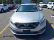 2016 Hyundai Sonata Sport с VIN 5NPE34AF2GH332896, выставлен на аукционе IAAI как лот 43342067 с пробегом 104 734 миль миль и . История ставок и продаж доступна на DreamBid. Изображение 13.