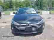 2019 Hyundai Elantra SEL z VIN 5NPD84LF3KH438311, wystawiony jako IAAI lot #42721483 z przebiegiem 127 466 mil mil oraz . Historia ofert i sprzedaży dostępna na DreamBid. Obrazek 12.