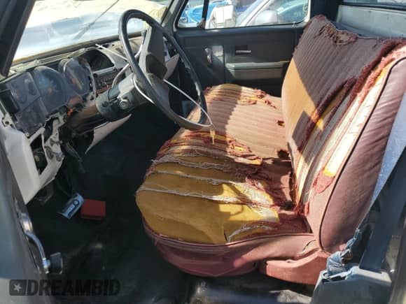 1978 Chevrolet Silverado 1500 с VIN CCT338V146524, выставлен на аукционе Copart как лот 60238595 с пробегом 166 508 миль миль и Списание • Salvage title. История ставок и продаж доступна на DreamBid. Изображение 7.