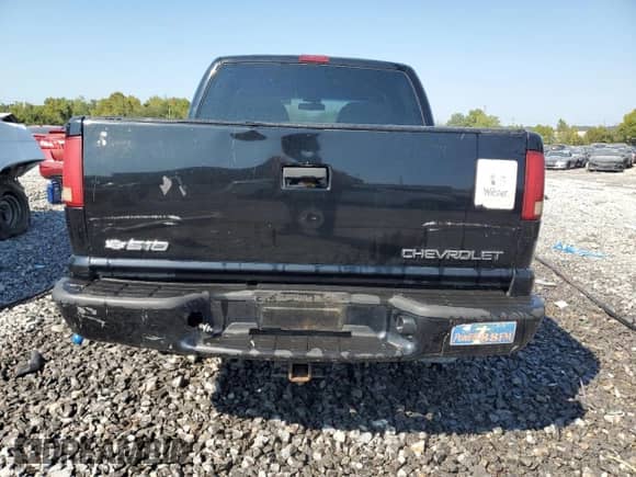 2004 Chevrolet S-10 LS z VIN 1GCDT13X64K134819, wystawiony jako Copart lot #71171315 z przebiegiem 198 777 mil mil oraz Szkoda całkowita • Salvage title. Historia ofert i sprzedaży dostępna na DreamBid. Obrazek 6.