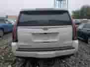 2020 Cadillac Escalade Luxury с VIN 1GYS4BKJ5LR223658, выставлен на аукционе Copart как лот 59128845 с пробегом Не указан миль и Списание • Salvage title. История ставок и продаж доступна на DreamBid. Изображение 6.