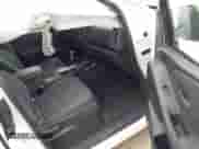 2024 Nissan Frontier S z VIN 1N6ED1CL1RN671096, wystawiony jako IAAI lot #42240282 z przebiegiem 10 104 mil mil oraz . Historia ofert i sprzedaży dostępna na DreamBid. Obrazek 5.