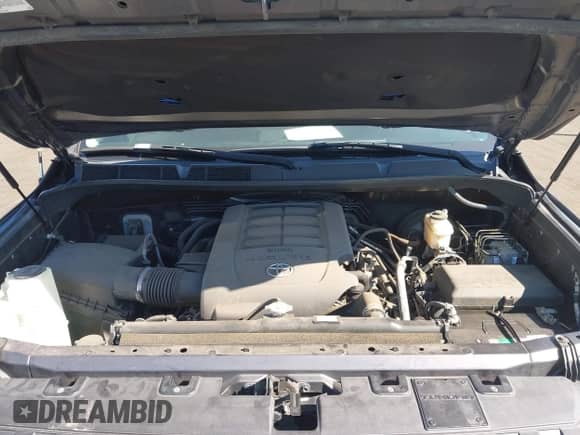 2018 Toyota Tundra SR5 z VIN 5TFEM5F13JX126580, wystawiony jako IAAI lot #43546186 z przebiegiem 34 117 mil mil oraz . Historia ofert i sprzedaży dostępna na DreamBid. Obrazek 10.