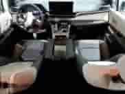 2025 Toyota Sienna Limited с VIN 5TDZSKFC7SS154980, выставлен на аукционе Copart как лот 43721475 с пробегом 4 337 миль миль и Списание • Salvage title. История ставок и продаж доступна на DreamBid. Изображение 8.