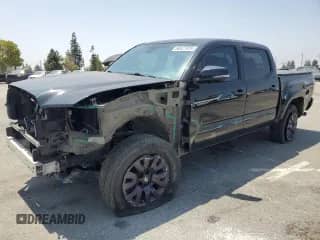 2021 Toyota Tacoma Limited with VIN 3TYGZ5AN8MT038529, listed as a Copart auction lot 58527975 with 46,147 mi miles and Salvage title. Bid and sale history available at DreamBid. Image 1.