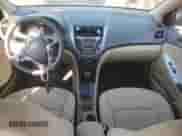 2012 Hyundai Accent GLS z VIN KMHCU4AE0CU241682, wystawiony jako Copart lot #81475055 z przebiegiem Nie podano mil oraz Czysty tytuł • Clean title. Historia ofert i sprzedaży dostępna na DreamBid. Obrazek 8.