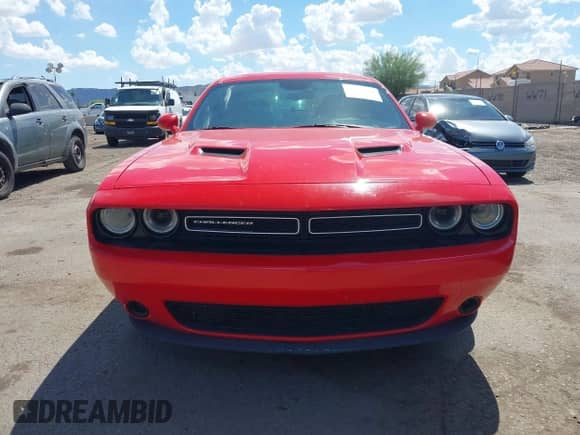 2015 Dodge Challenger SXT с VIN 2C3CDZAG1FH822526, выставлен на аукционе IAAI как лот 43154776 с пробегом 177 670 миль миль и . История ставок и продаж доступна на DreamBid. Изображение 12.