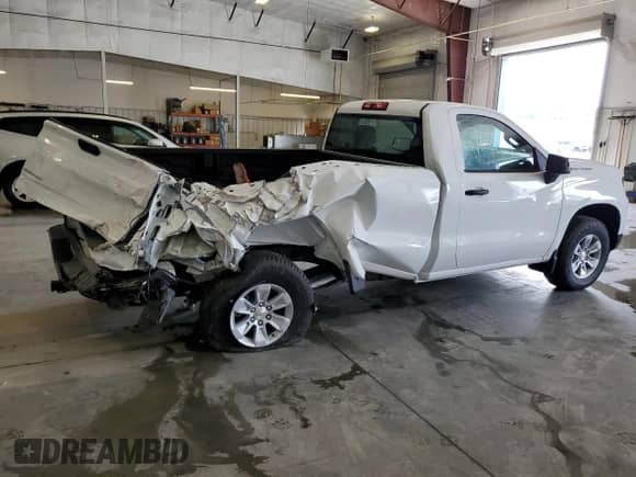 2025 Chevrolet Silverado 1500 Work Truck z VIN 3GCNKAED2SG227688, wystawiony jako Copart lot #58428335 z przebiegiem 30 mil mil oraz Szkoda całkowita • Salvage title. Historia ofert i sprzedaży dostępna na DreamBid. Obrazek 3.