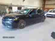 2021 Toyota Camry SE z VIN 4T1G11AKXMU471598, wystawiony jako IAAI lot #43060273 z przebiegiem 87 450 mil mil oraz . Historia ofert i sprzedaży dostępna na DreamBid. Obrazek 2.