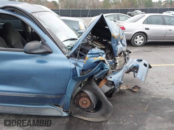 2002 Dodge Durango with VIN 1B8HR48N22F144208, listed as a IAAI auction lot 41101004 with Not provided miles and . Bid and sale history available at DreamBid. Image 12.