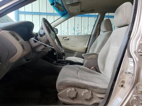 2002 Honda Accord LX с VIN 3HGCG56412G700996, выставлен на аукционе Copart как лот 65268045 с пробегом 340 188 миль миль и Списание • Salvage title. История ставок и продаж доступна на DreamBid. Изображение 7.