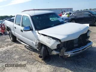 2001 Chevrolet Silverado 2500HD LS с VIN 1GCHC23UX1F103462, выставлен на аукционе IAAI как лот 42786458 с пробегом 300 435 миль миль и . История ставок и продаж доступна на DreamBid. Изображение 1.