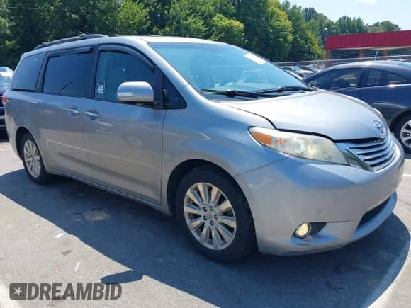 2014 Toyota Sienna Limited with VIN 5TDDK3DC2ES093805, listed as a IAAI auction lot 43003291 with 201,782 mi miles and . Bid and sale history available at DreamBid. Image 1.