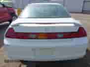 1999 Honda Accord EX z VIN 1HGCG3276XA021722, wystawiony jako IAAI lot #42096737 z przebiegiem 189 452 mil mil oraz . Historia ofert i sprzedaży dostępna na DreamBid. Obrazek 16.