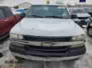 2001 Chevrolet Silverado 2500HD LS with VIN 1GCHK24U91Z301904, listed as a Copart auction lot 46806275 with 221,596 mi miles and Salvage title. Bid and sale history available at DreamBid. Image 5.