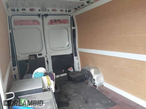 2016 Ram ProMaster Cargo с VIN 3C6TRVDG2GE101847, выставлен на аукционе IAAI как лот 42638296 с пробегом 113 654 миль миль и . История ставок и продаж доступна на DreamBid. Изображение 17.