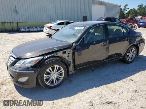 2014 Hyundai Genesis 3.8L z VIN KMHGC4DD3EU265095, wystawiony jako Copart lot #70248004 z przebiegiem 120 669 mil mil oraz Czysty tytuł • Clean title. Historia ofert i sprzedaży dostępna na DreamBid. Obrazek 1.