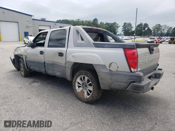 2005 Chevrolet Avalanche Z66 with VIN 3GNEC12Z75G231468, listed as a Copart auction lot 67664065 with Not provided miles and Salvage title. Bid and sale history available at DreamBid. Image 2.