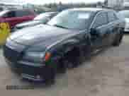 2013 Chrysler 300 S z VIN 2C3CCABG9DH551117, wystawiony jako IAAI lot #41976425 z przebiegiem 183 267 mil mil oraz . Historia ofert i sprzedaży dostępna na DreamBid. Obrazek 2.