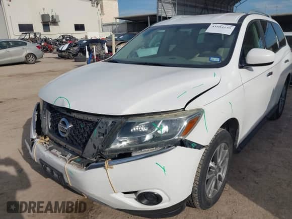 2013 Nissan Pathfinder Platinum with VIN 5N1AR2MNXDC657206, listed as a IAAI auction lot 41684135 with 135,501 mi miles and . Bid and sale history available at DreamBid. Image 2.