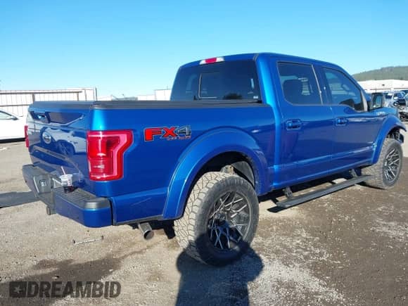 2017 Ford F-150 XL z VIN 1FTEW1EG9HFC64746, wystawiony jako IAAI lot #43428600 z przebiegiem 68 545 mil mil oraz . Historia ofert i sprzedaży dostępna na DreamBid. Obrazek 4.