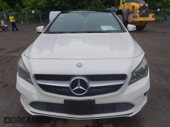 2017 Mercedes-Benz CLA 250 with VIN WDDSJ4GB9HN448164, listed as a IAAI auction lot 42364823 with 39,284 mi miles and . Bid and sale history available at DreamBid. Image 6.