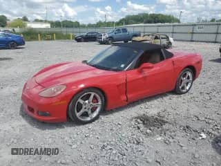 2005 Chevrolet Corvette с VIN 1G1YY34UX55131093, выставлен на аукционе Copart как лот 59298575 с пробегом 249 810 миль миль и Списание • Salvage title. История ставок и продаж доступна на DreamBid. Изображение 1.