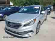 2015 Hyundai Sonata Limited с VIN 5NPE34AF9FH140633, выставлен на аукционе IAAI как лот 42802494 с пробегом 148 410 миль миль и . История ставок и продаж доступна на DreamBid. Изображение 2.