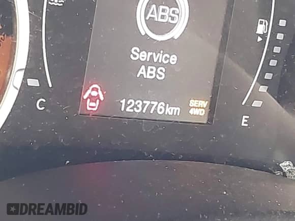 2018 Jeep Renegade Latitude z VIN ZACCJBBB7JPH09508, wystawiony jako IAAI lot #42896543 z przebiegiem 123 776 mil mil oraz . Historia ofert i sprzedaży dostępna na DreamBid. Obrazek 7.