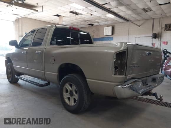 2002 Dodge 1500 с VIN 3D7HU18N82G189658, выставлен на аукционе IAAI как лот 42770528 с пробегом 188 179 миль миль и . История ставок и продаж доступна на DreamBid. Изображение 3.
